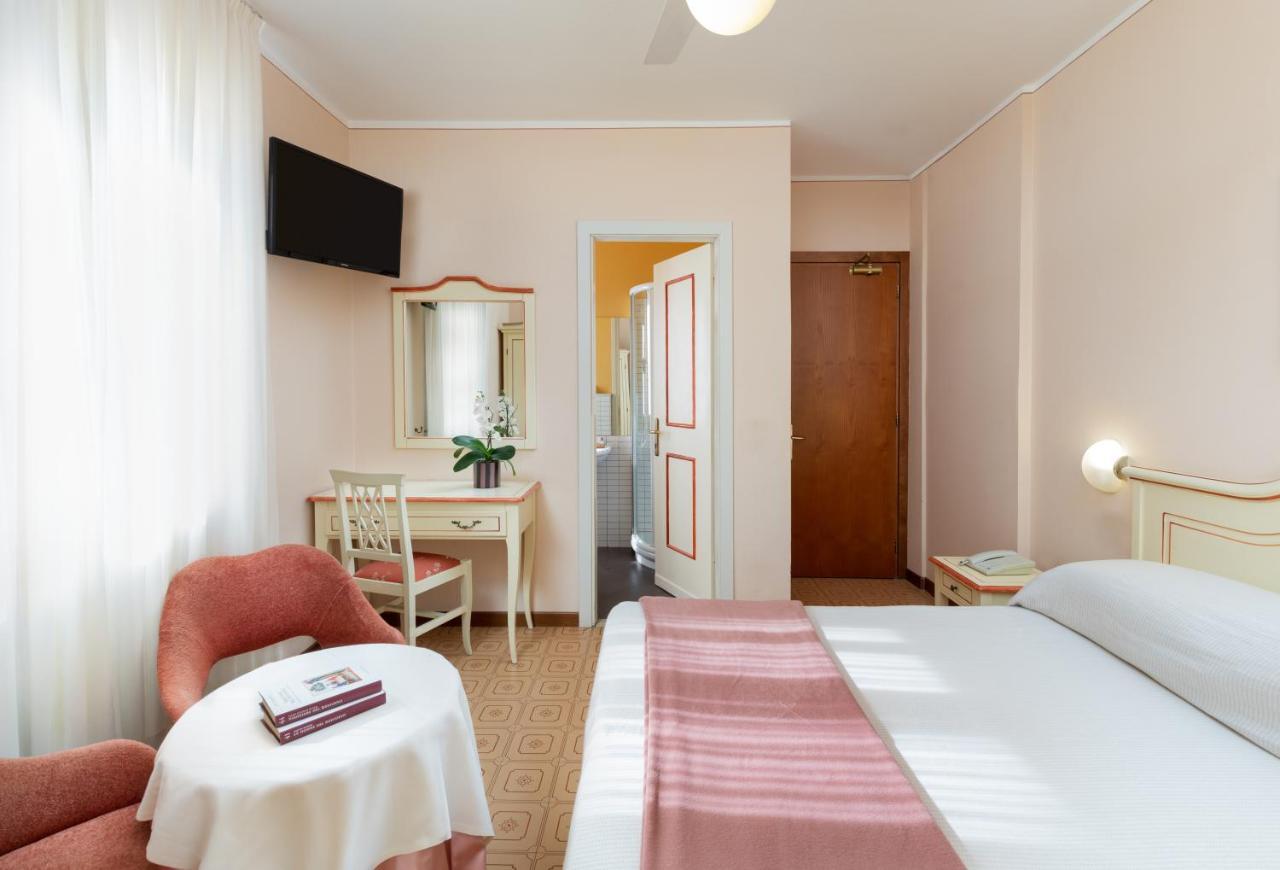 La Quiete Park Hotel Manerba del Garda Exterior photo