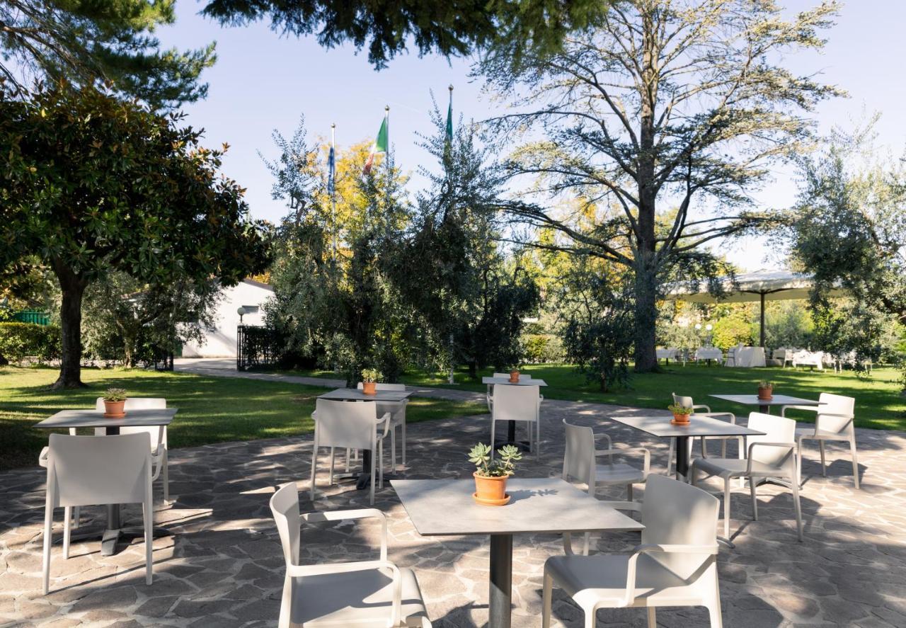 La Quiete Park Hotel Manerba del Garda Exterior photo