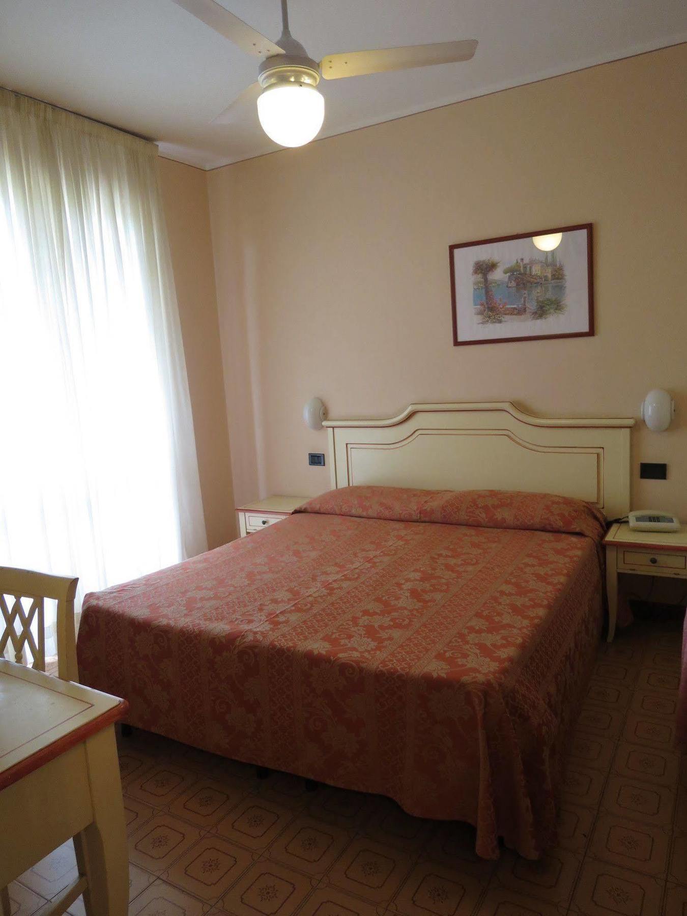 La Quiete Park Hotel Manerba del Garda Exterior photo