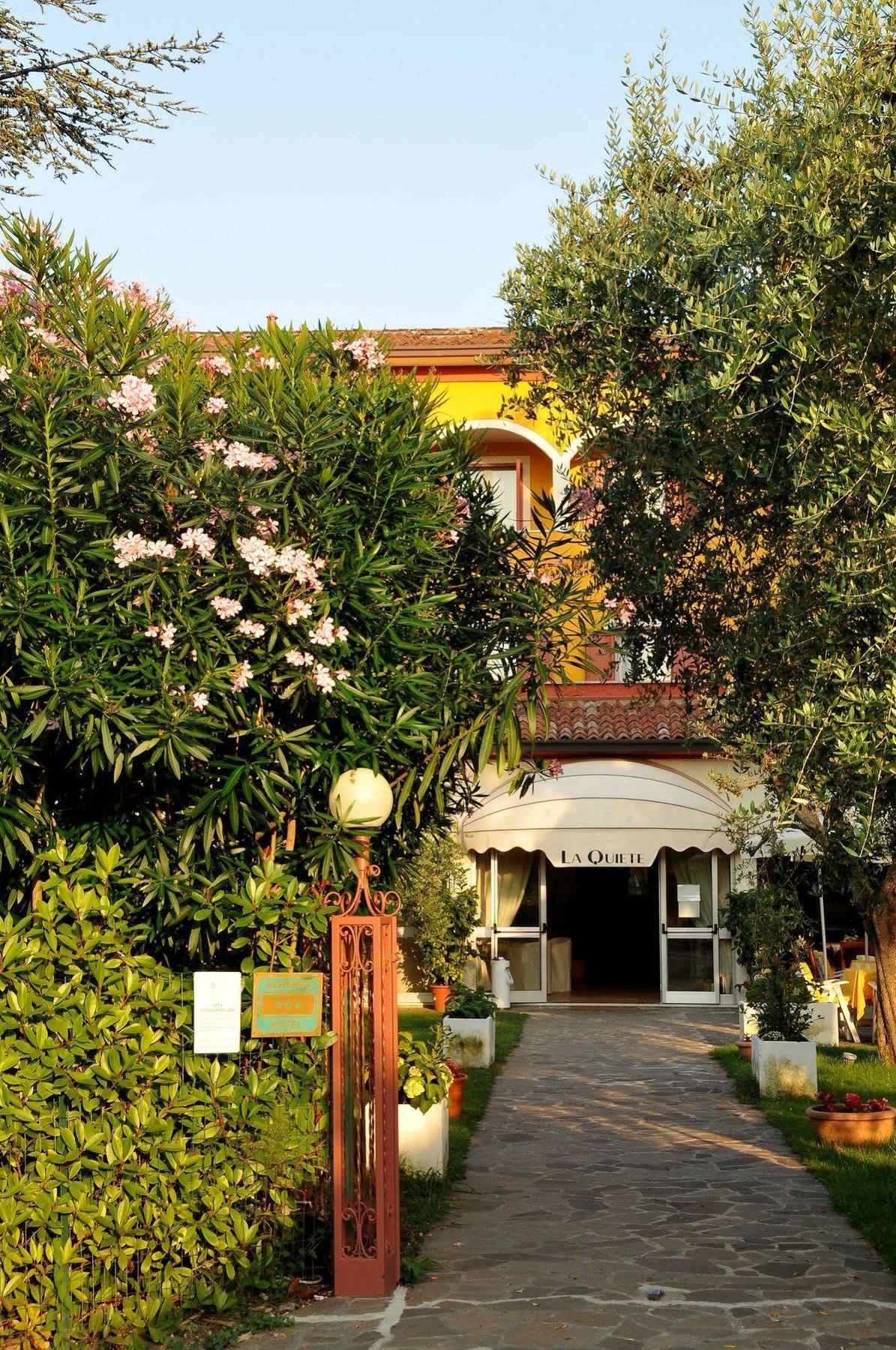 La Quiete Park Hotel Manerba del Garda Exterior photo