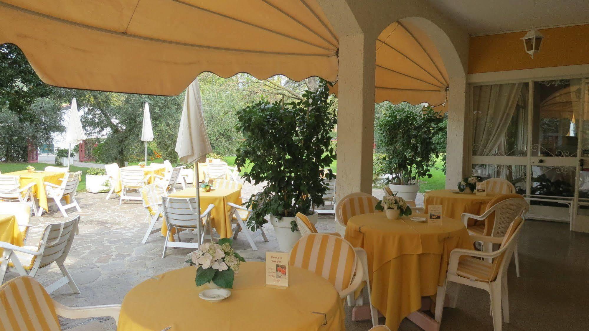La Quiete Park Hotel Manerba del Garda Exterior photo